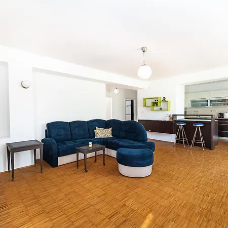 Manti Apartment *